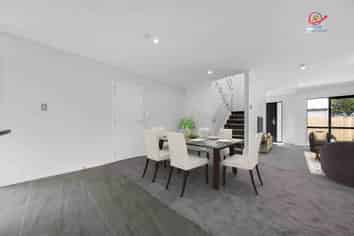21b Blanes Road, Weymouth
