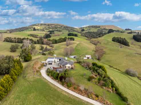 215 Flag Swamp Road, Waikouaiti