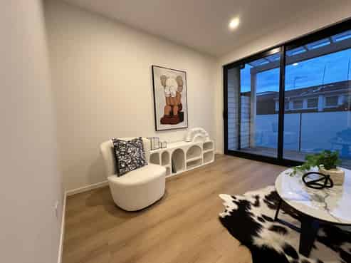 2/1 Waiohua Road, Greenlane