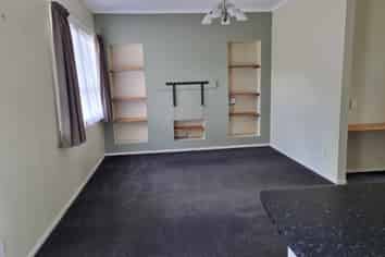 25A Moncur Drive, Springfield
