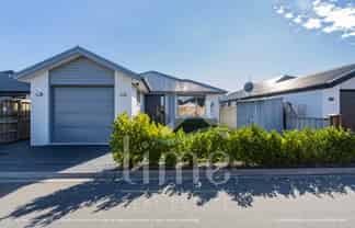 26 Whakatipu Street, Pegasus