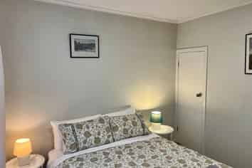 2/2 Olsen Avenue, Hillsborough