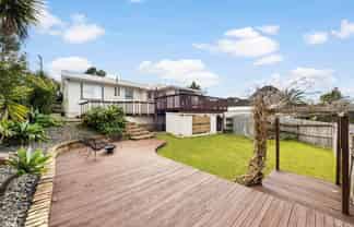 105 Triangle Road, Massey