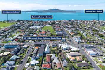10/1B Egremont Street, Belmont
