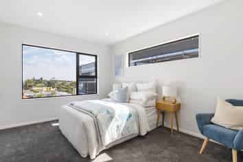 10/1B Egremont Street, Belmont