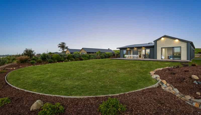 9 Johnson Place, Stillwater