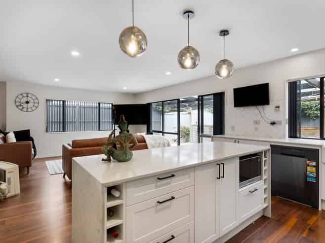 89 Baverstock Road, Flat Bush