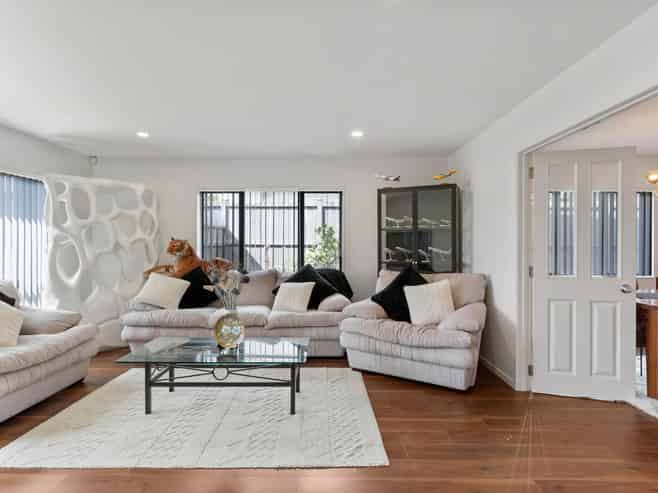 89 Baverstock Road, Flat Bush