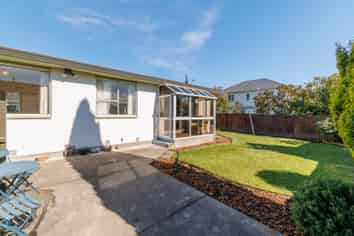 2/49 Sapphire Street, Casebrook