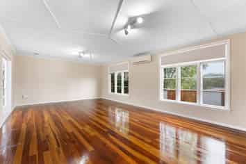 30 Tararua Street, Pahiatua