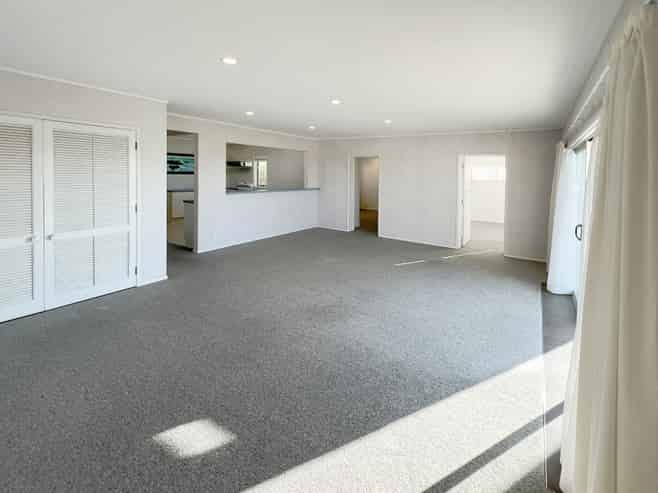 76A Marellen Drive, Red Beach