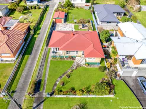 80 Sutherland Road, Brookfield