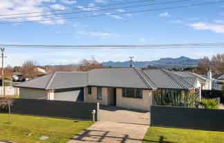 28 Anglesea Street, Renwick