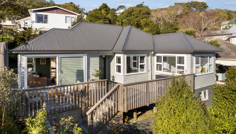 9 Crofton Road, Ngaio