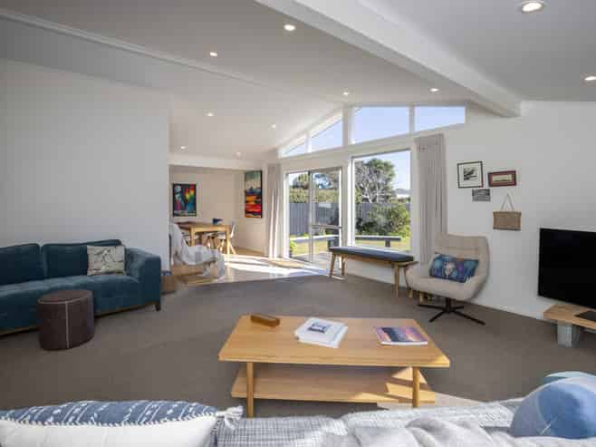 11 Hadfield Place, Paraparaumu Beach