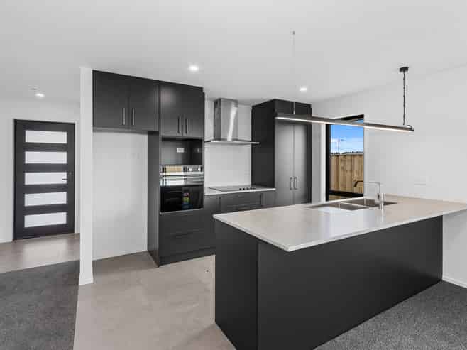 69 Avanda Avenue, Rolleston