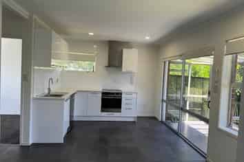 1/33 Tawhiri Road, One Tree Hill