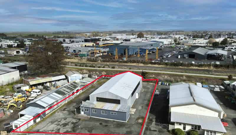 2/8a Quail Place , Hamilton Lake