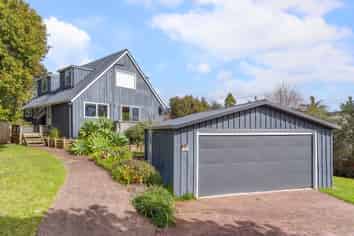 19D Avonleigh Road, Green Bay