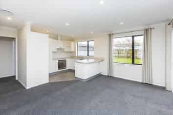 6c Savage Crescent, Ebdentown