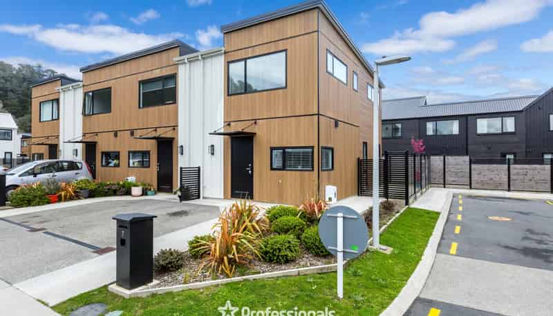 7 Reakes Crescent, Wallaceville