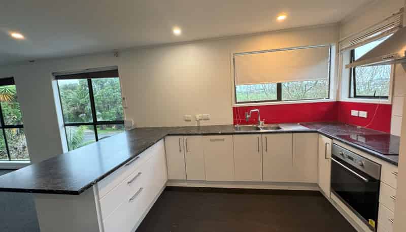 13 Lendenfeld Drive, Papatoetoe