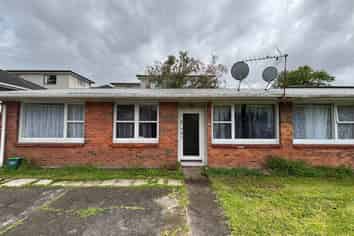2/29 Cleary Road, Panmure