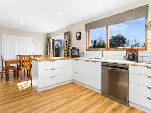 30B Bassett Street, Burwood