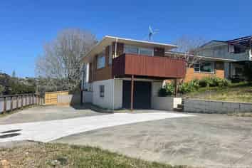 73 Weatherly Road, Torbay