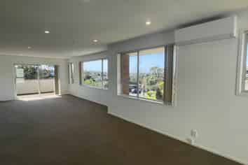 73 Weatherly Road, Torbay