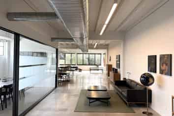 KINGSLAND CHARACTER OFFICE
