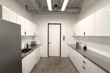 KINGSLAND CHARACTER OFFICE
