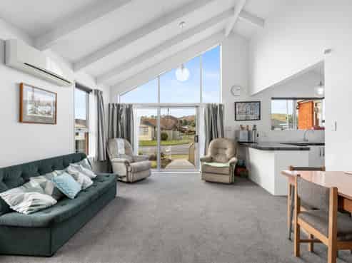 76A High Street, Mosgiel