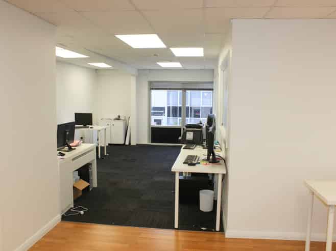 213sqm quality office with warehouse