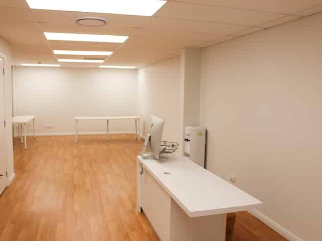 213sqm quality office with warehouse
