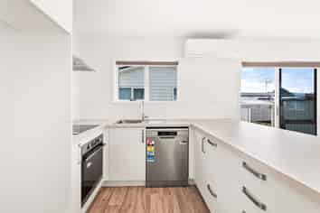 70/267 Parton Road, Papamoa