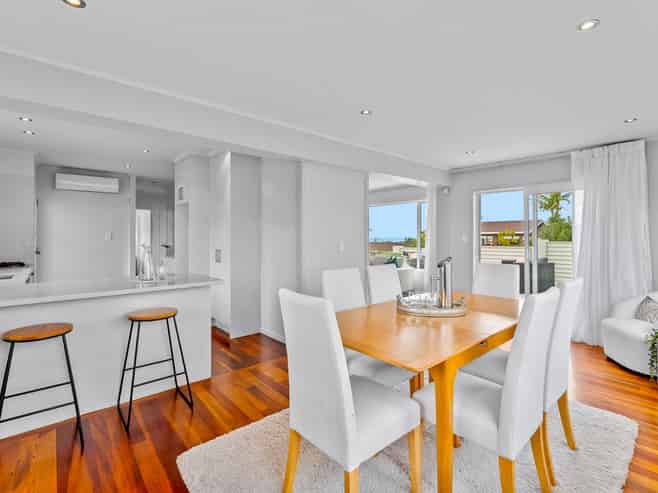 1/30 Montgomery Avenue, Rothesay Bay