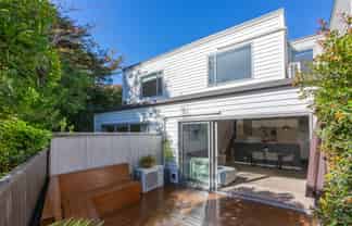 14/7 Handyside Street, Tawa