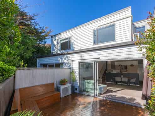 14/7 Handyside Street, Tawa