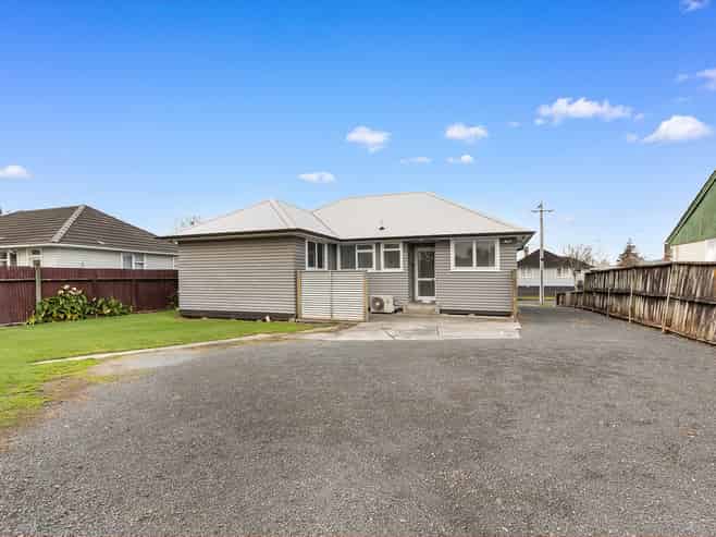 18 Byron Road, Enderley