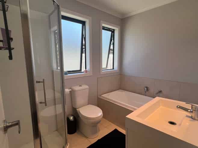 4/23 Montgomery Crescent, Bader