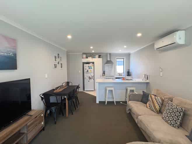 4/23 Montgomery Crescent, Bader