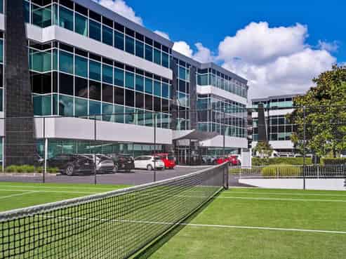 1,459M² OF LEVEL 1 OFFICE IN MILLENNIUM CENTRE
