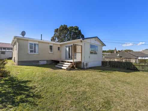 94 Omata Road, Marfell