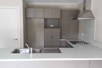 20D Kelvin Place, Hamilton East