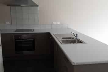 20D Kelvin Place, Hamilton East