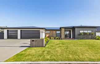 27 Candlesticks Crescent, Lincoln