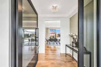  27 Candlesticks Crescent, Lincoln