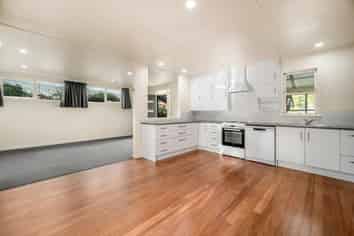 24b Bear Street, Tirau