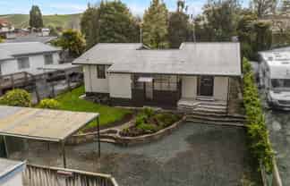 24b Bear Street, Tirau